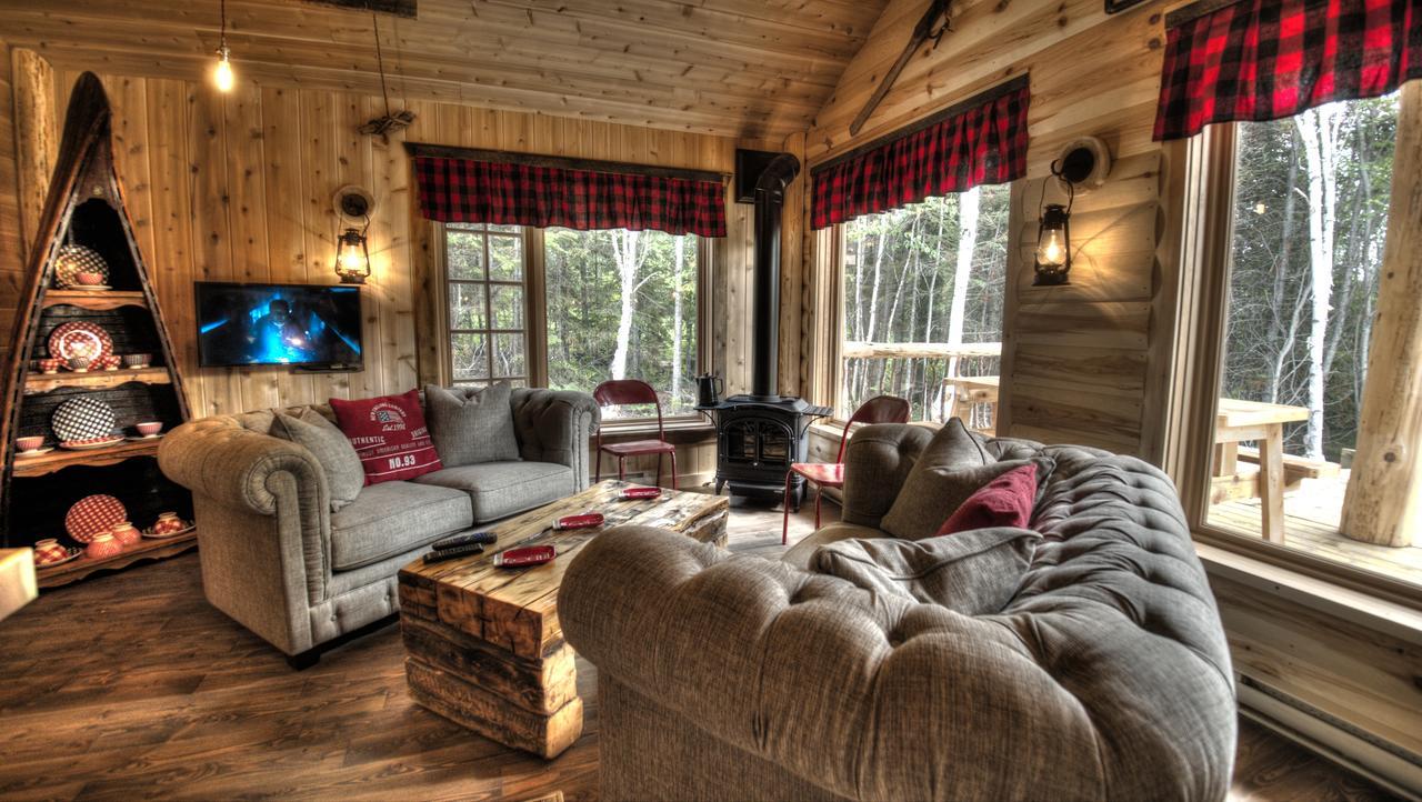 Le Bivouac - Les Chalets Spa Canada ラ・マルベー エクステリア 写真