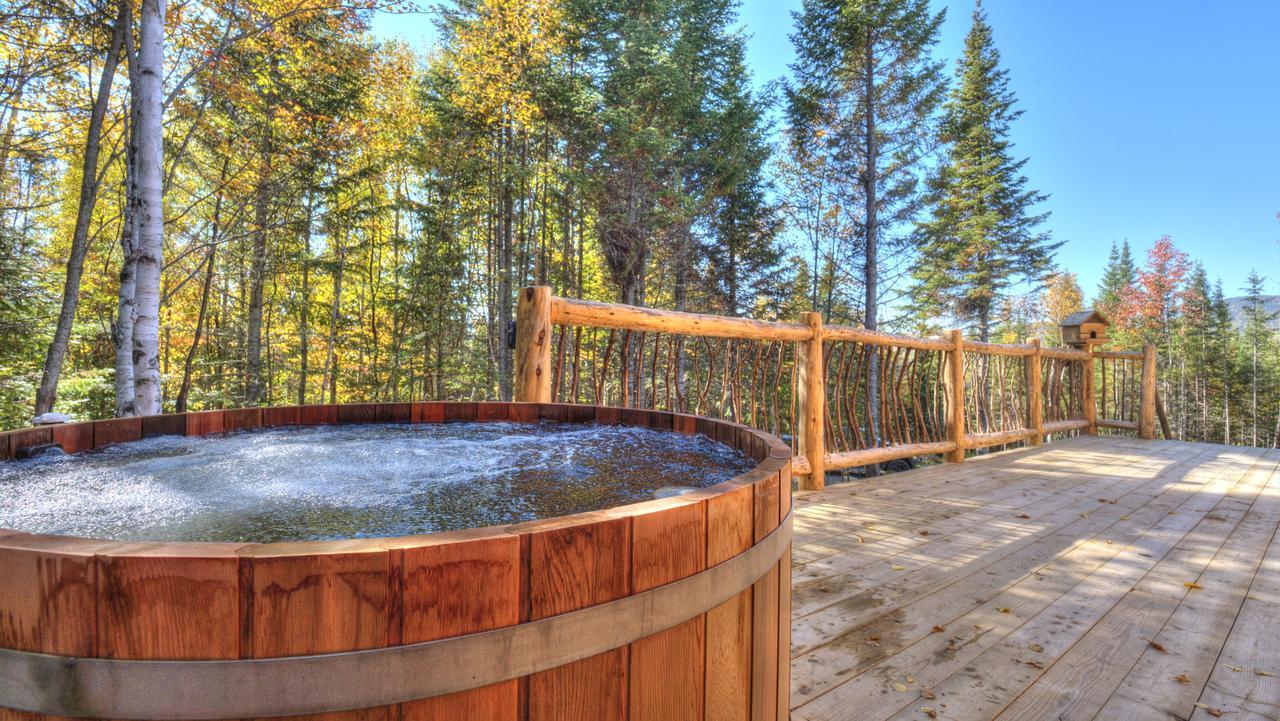Le Bivouac - Les Chalets Spa Canada ラ・マルベー エクステリア 写真